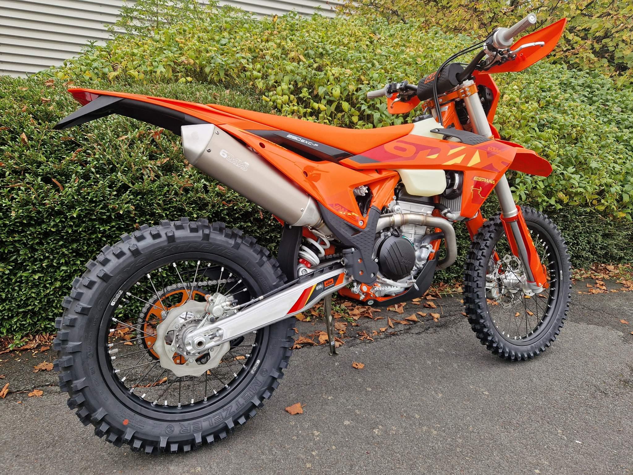2025 KTM 250 SIX DAYS X-Ring